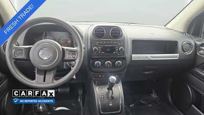 2016 Jeep Compass, $8330. Photo 9