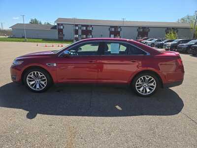 2013 Ford Taurus, $13980. Photo 2