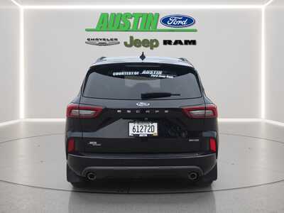 2024 Ford Escape, $25606. Photo 4