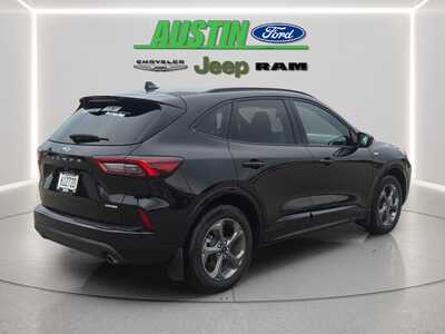 2024 Ford Escape, $25606. Photo 5