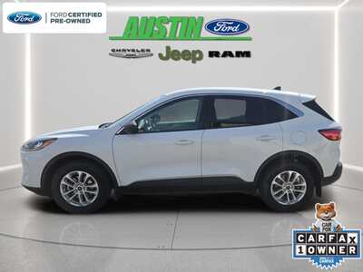 2022 Ford Escape, $19338. Photo 2