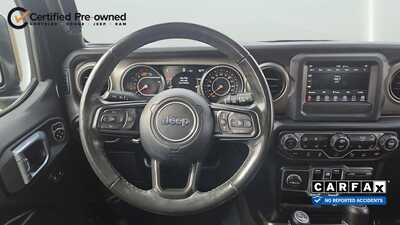 2020 Jeep Wrangler Unlimited, $21693. Photo 11