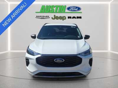 2023 Ford Escape, $25806. Photo 8