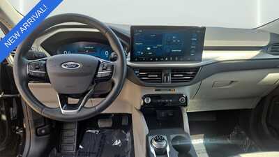 2023 Ford Escape, $25330. Photo 9