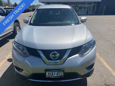 2016 Nissan Rogue, $11980. Photo 2