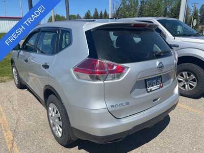 2016 Nissan Rogue, $11980. Photo 5