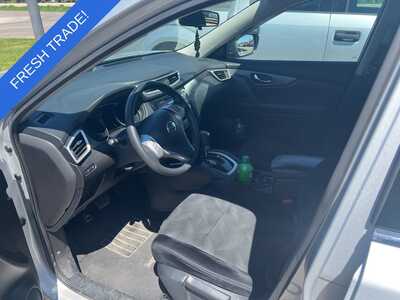 2016 Nissan Rogue, $11980. Photo 7