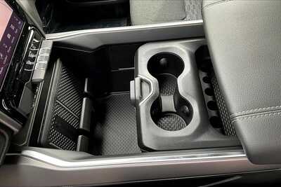 2026 RAM 1500 Crew Cab, $52791. Photo 8