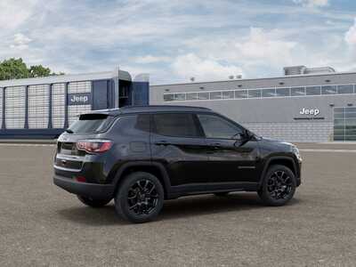 2026 Jeep Compass, $31980. Photo 4