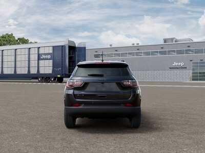 2026 Jeep Compass, $31980. Photo 7