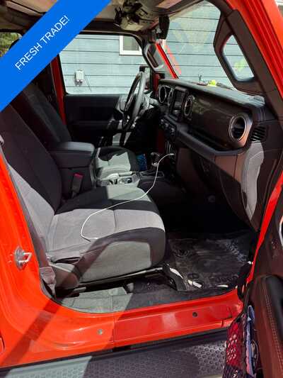 2018 Jeep Wrangler Unlimited, $22613. Photo 6