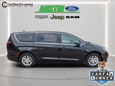 2024 Chrysler Pacifica, $25348. Photo 6