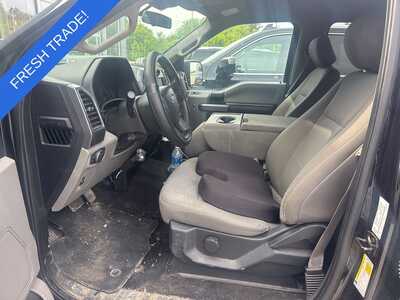 2019 Ford F-150, $25130. Photo 8