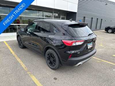 2020 Ford Escape, $18235. Photo 7