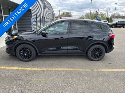 2020 Ford Escape, $18235. Photo 8