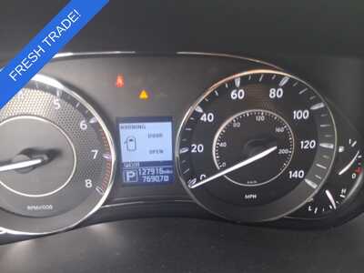 2019 Nissan Armada, $21330. Photo 5