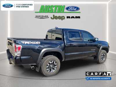 2021 Toyota Tacoma, $31330. Photo 5