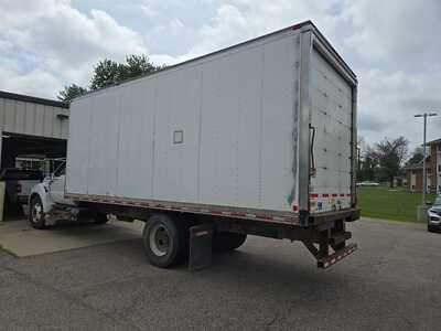 2012 Ford F450-8000, $16345. Photo 2