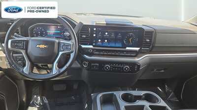 2022 Chevrolet 1500 Crew Cab, $29340. Photo 9