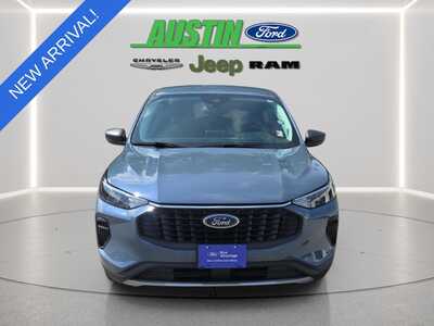 2023 Ford Escape, $25330. Photo 8