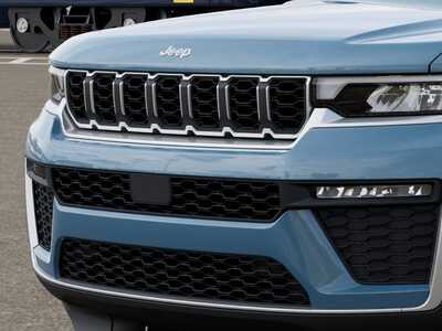 2026 Jeep Grand Cherokee, $48035. Photo 11