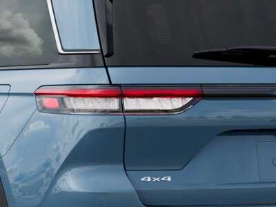 2026 Jeep Grand Cherokee, $48035. Photo 9