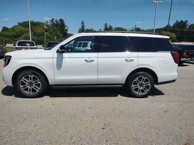 2025 Ford Expedition, $58192. Photo 2