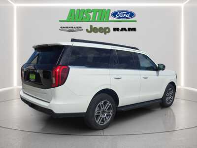 2025 Ford Expedition, $55330. Photo 5