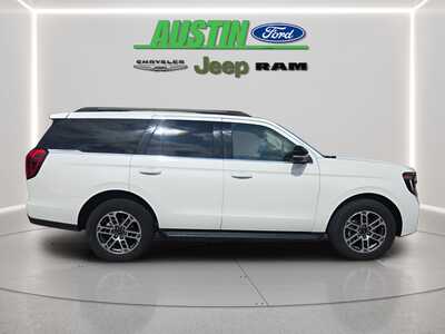 2025 Ford Expedition, $55330. Photo 6
