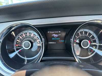 2013 Ford Mustang, $27330. Photo 10