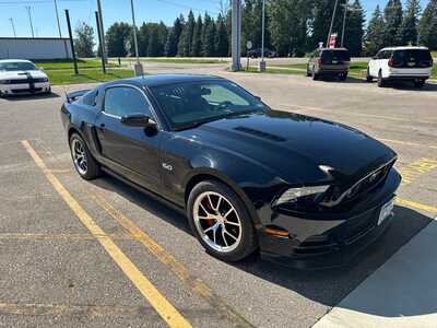 2013 Ford Mustang, $27330. Photo 3