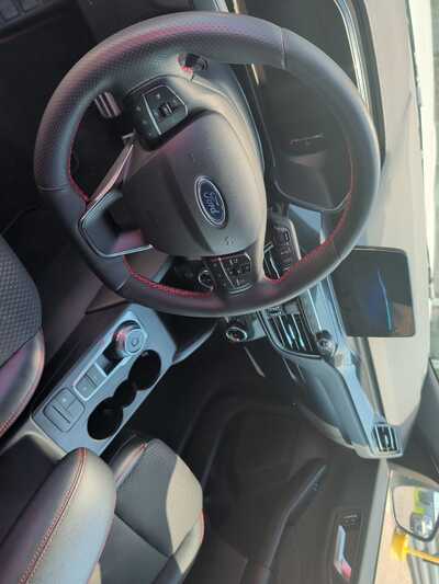 2023 Ford Escape, $25340. Photo 10