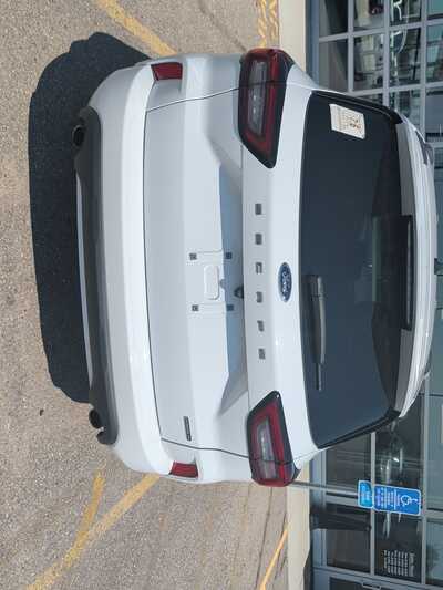 2023 Ford Escape, $25340. Photo 4