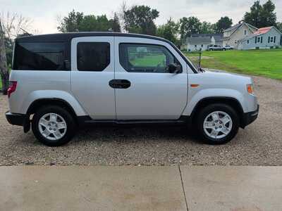 2010 Honda Element, $13330. Photo 4