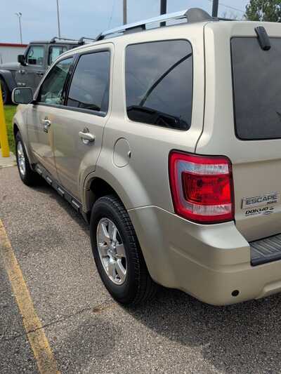 2011 Ford Escape, $8728. Photo 2