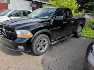 2012 RAM 1500 Crew Cab, $10200. Photo 1