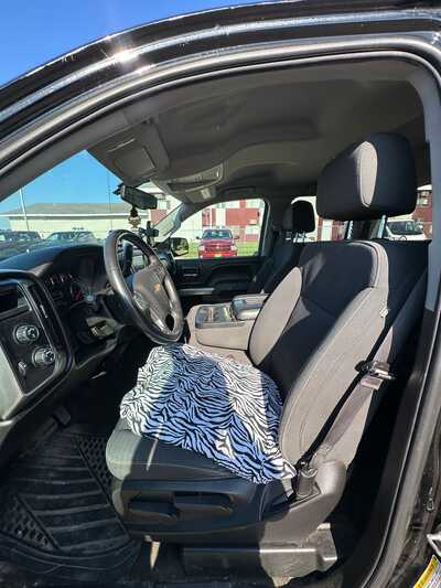 2018 Chevrolet Silverado 1500, $19845. Photo 12