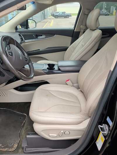 2018 Lincoln MKX, $20330. Photo 7