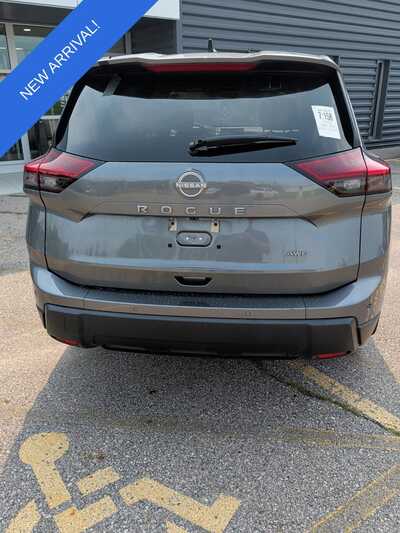 2024 Nissan Rogue, $18338. Photo 6