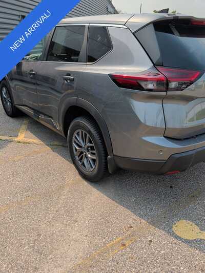 2024 Nissan Rogue, $18338. Photo 7