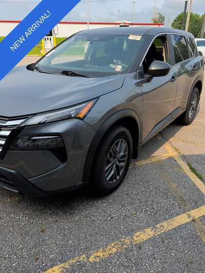 2024 Nissan Rogue, $18338. Photo 1
