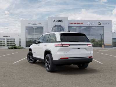 2027 Jeep Grand Cherokee, $49627. Photo 3