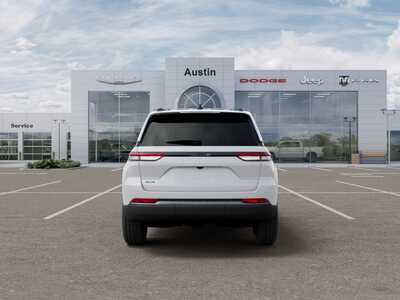 2027 Jeep Grand Cherokee, $49627. Photo 7