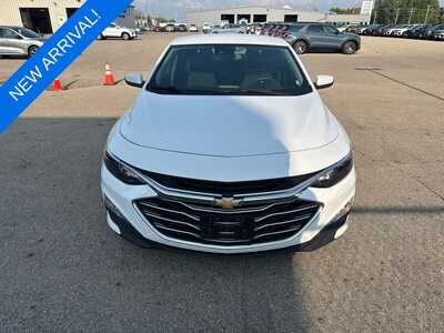 2024 Chevrolet Malibu, $19308. Photo 2