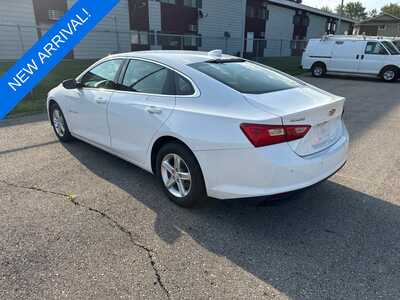 2024 Chevrolet Malibu, $19308. Photo 7