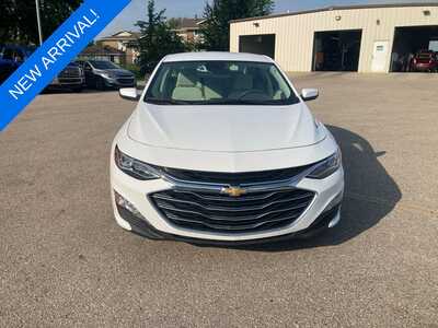 2024 Chevrolet Malibu, $21138. Photo 2