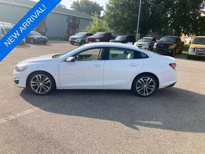 2024 Chevrolet Malibu, $21138. Photo 3