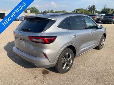 2024 Ford Escape, $27840. Photo 6