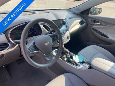 2025 Chevrolet Malibu, $19940. Photo 8