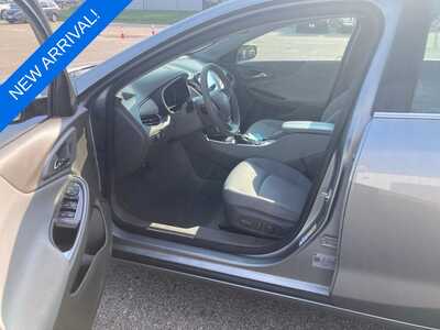 2025 Chevrolet Malibu, $19940. Photo 9